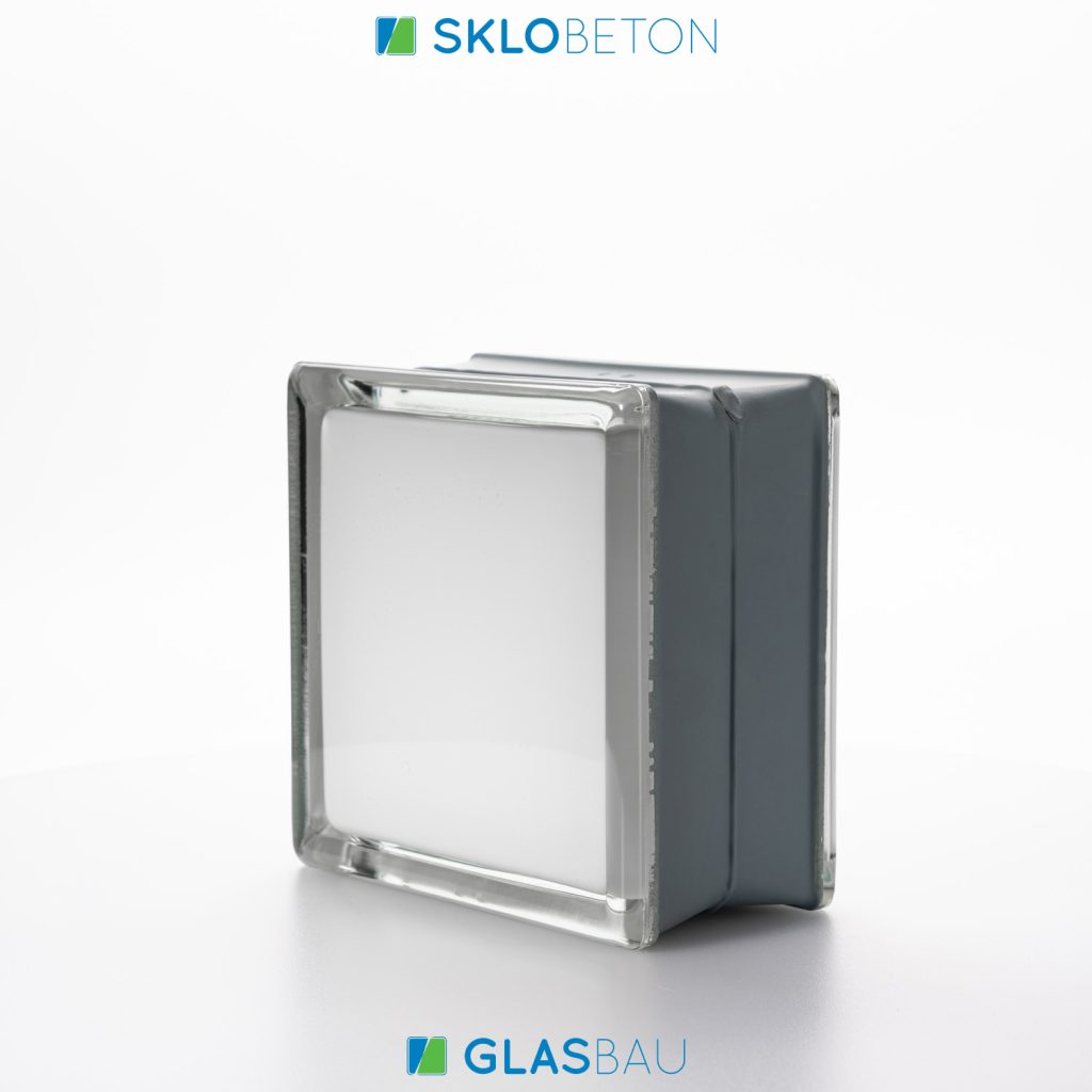 MG FUTURISTIC WHITE 100 %