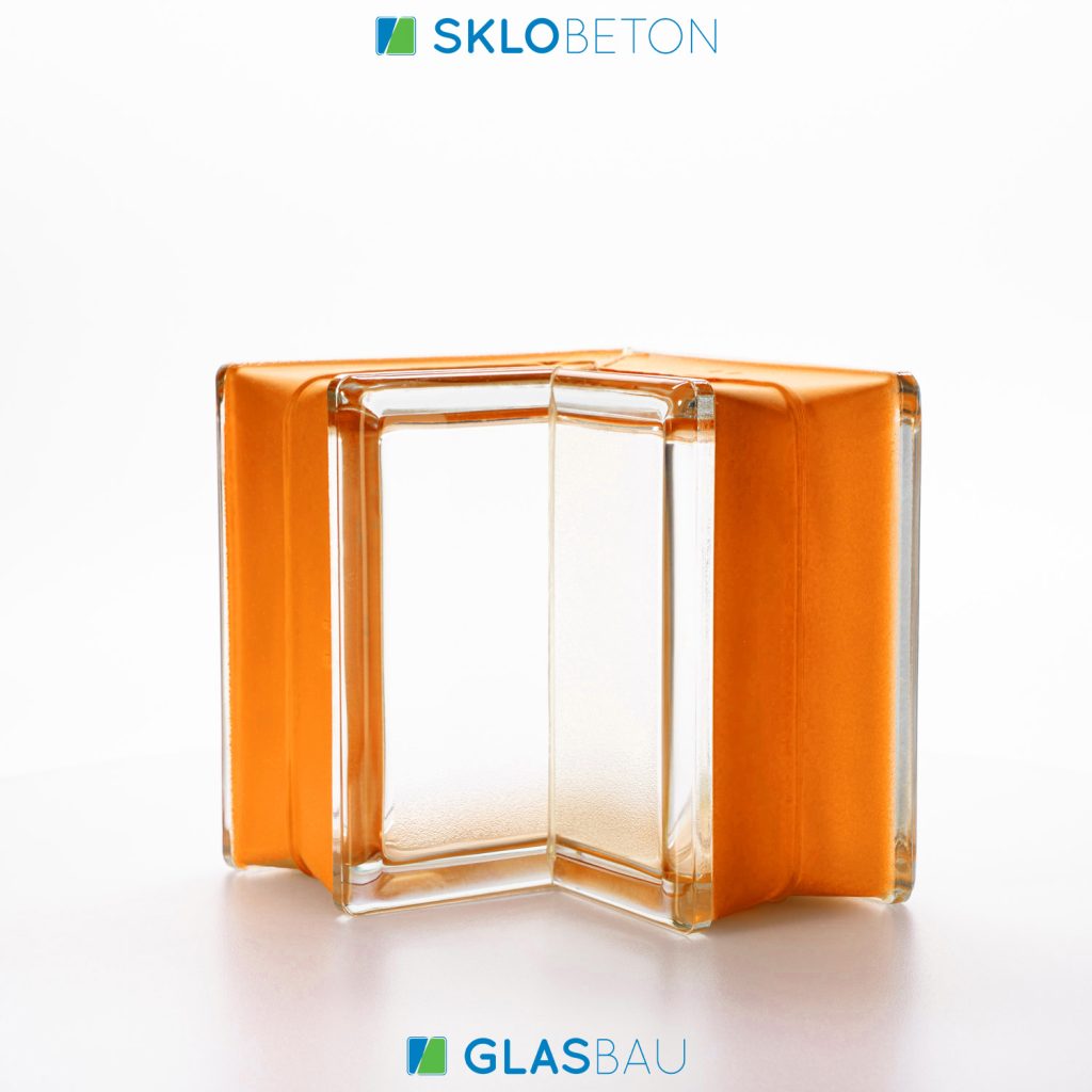 MG Mini Apricot Corner