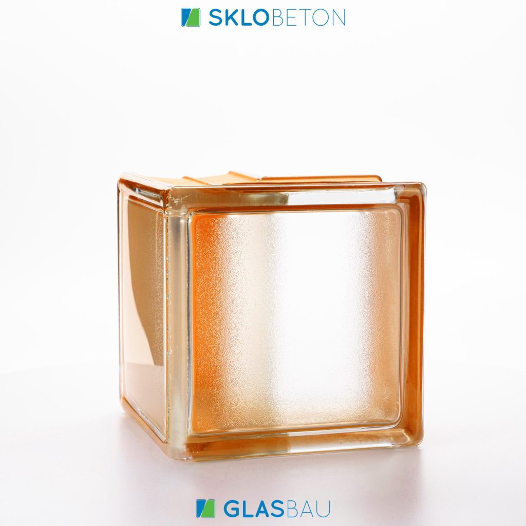 MG Mini Apricot Corner