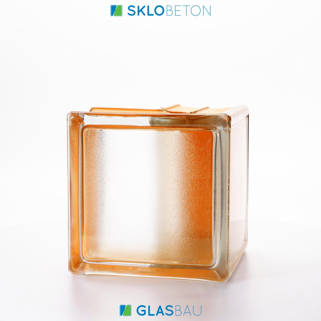 MG Mini Apricot Corner