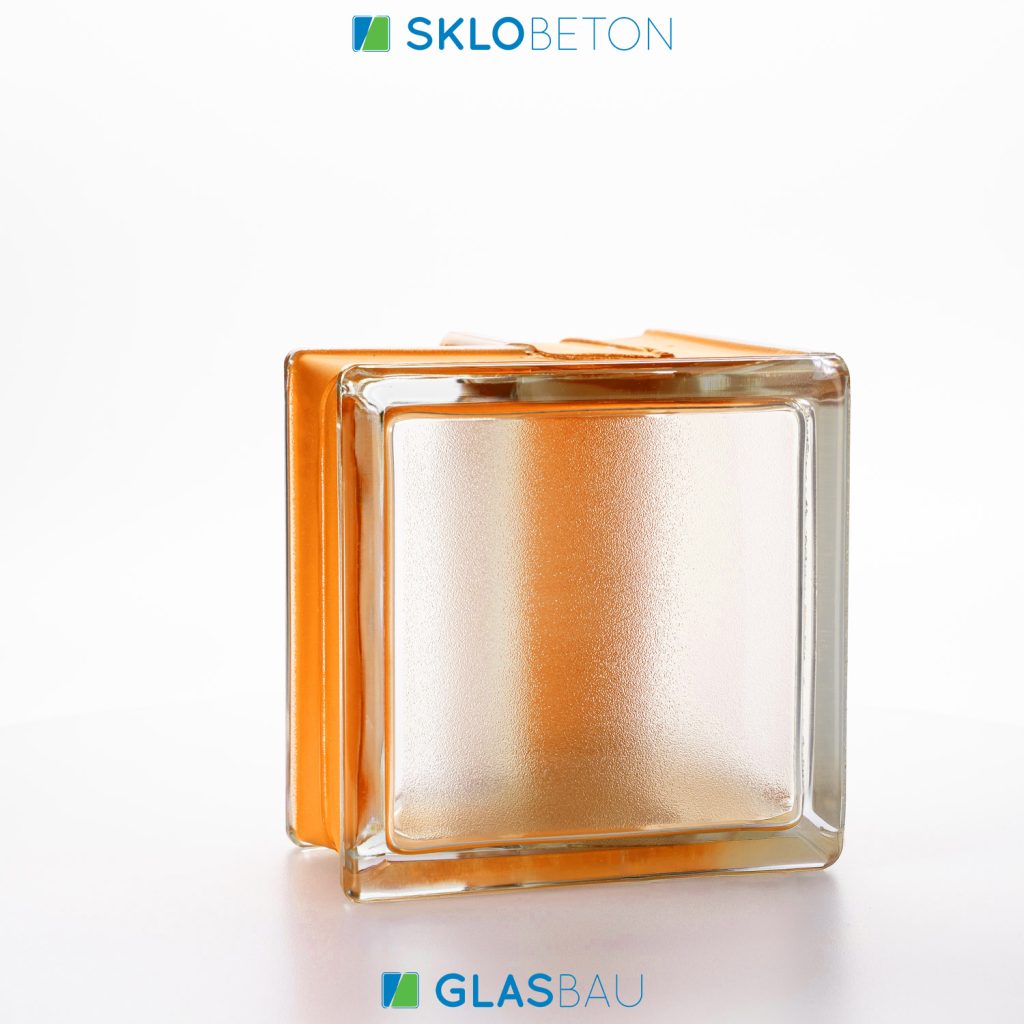 MG Mini Apricot Corner